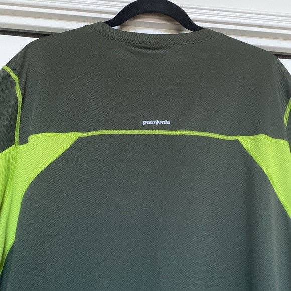 Patagonia Men’s short sleeve shirt green breathable lightweight Activewear XL - Picture 4 of 7